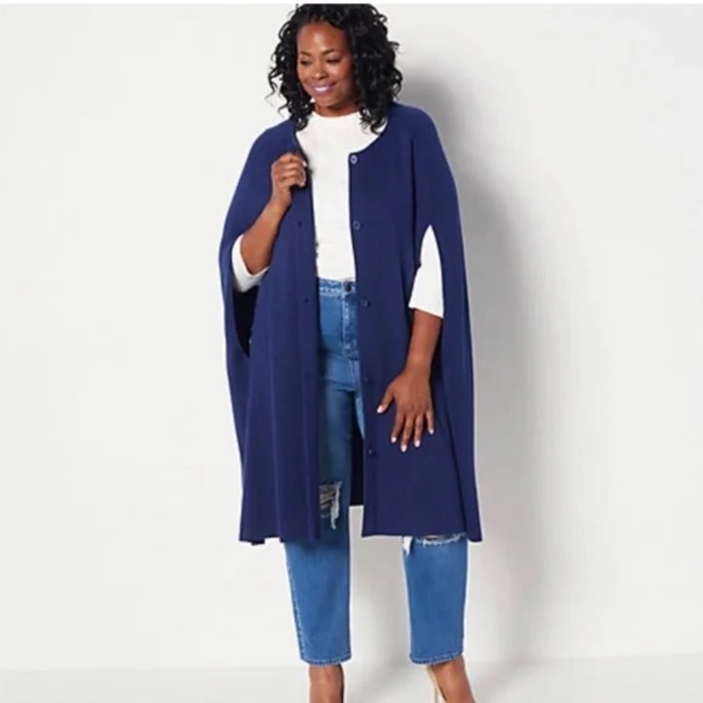 GIRL WITH CURVES Button Front Cardigan Cape A452283